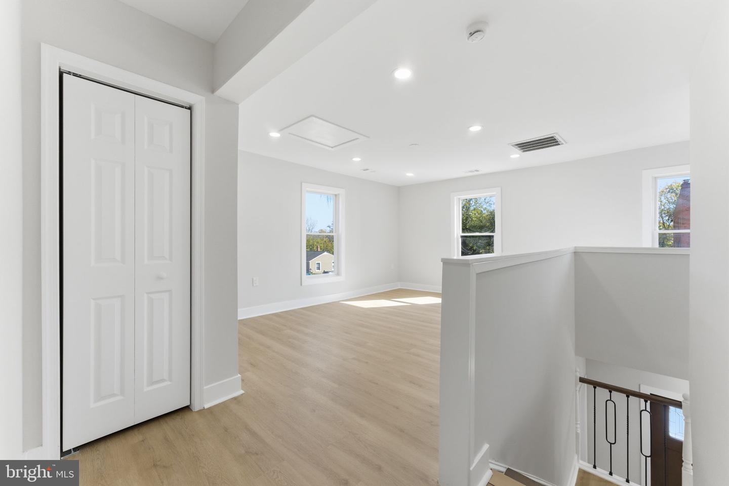 9204 DOUGLAS ST, MANASSAS, Virginia 20110, 4 Bedrooms Bedrooms, ,3 BathroomsBathrooms,Residential,For sale,9204 DOUGLAS ST,VAMN2009552 MLS # VAMN2009552