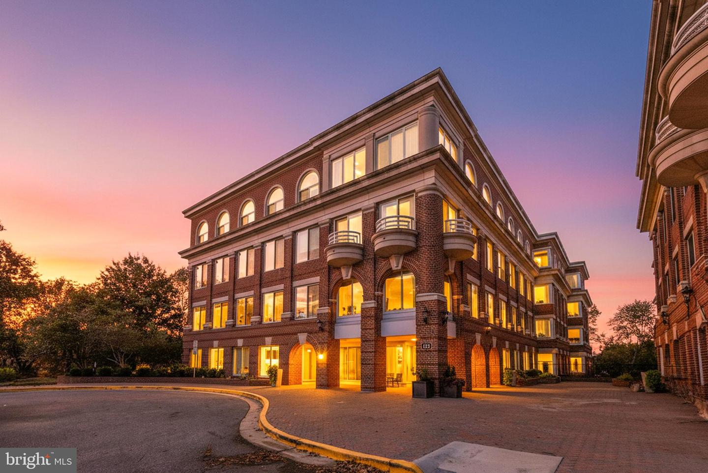 625 SLATERS LN #401, ALEXANDRIA, Virginia 22314, 1 Bedroom Bedrooms, ,1 BathroomBathrooms,Residential,For sale,625 SLATERS LN #401,VAAX2051106 MLS # VAAX2051106 625 SLATERS LN #401, ALEXANDRIA, Virginia 22314, 1 Bedroom Bedrooms, ,1 BathroomBathrooms,Residential,For sale,625 SLATERS LN #401,VAAX2051106 MLS # VAAX2051106