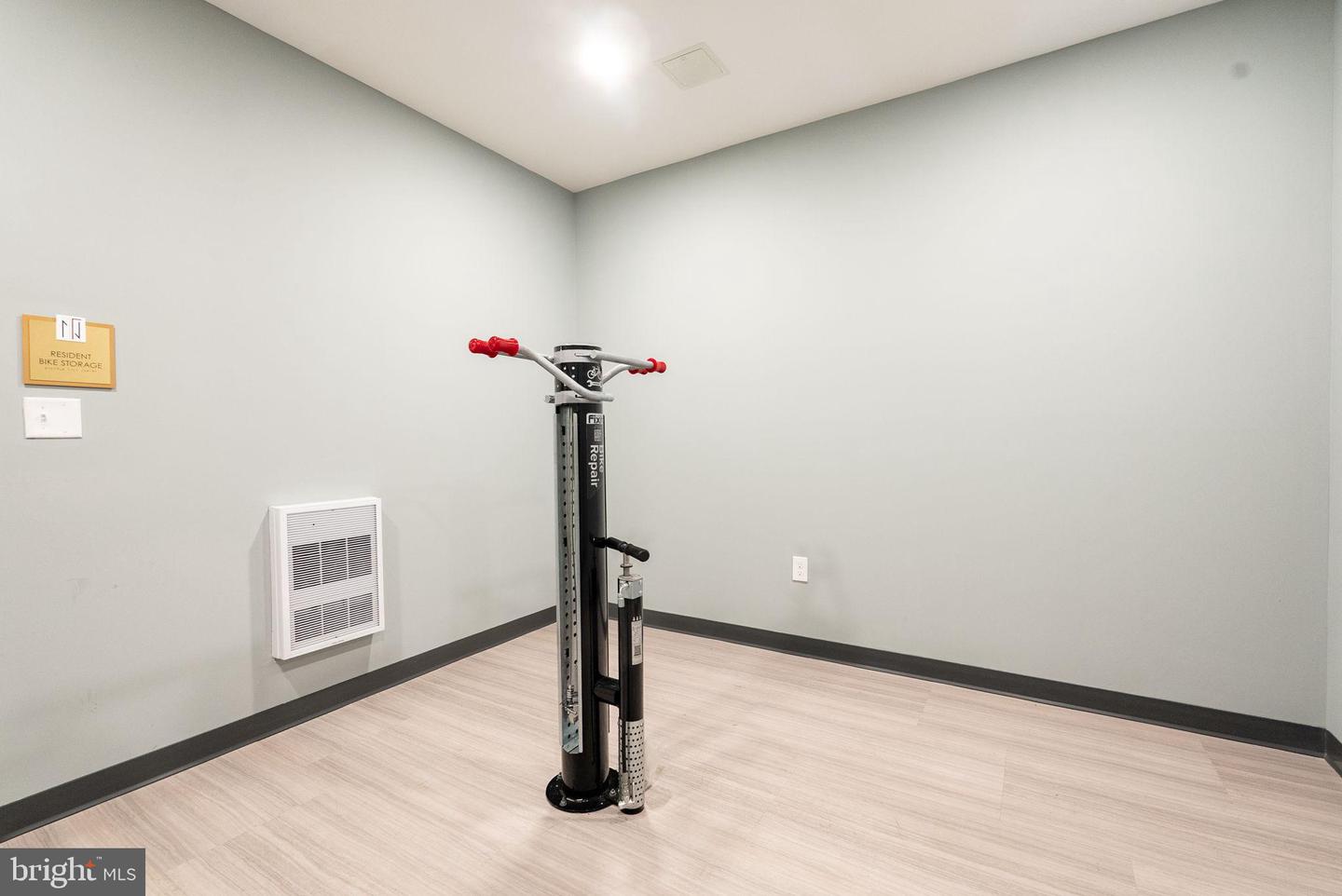 625 SLATERS LN #401, ALEXANDRIA, Virginia 22314, 1 Bedroom Bedrooms, ,1 BathroomBathrooms,Residential,For sale,625 SLATERS LN #401,VAAX2051106 MLS # VAAX2051106 625 SLATERS LN #401, ALEXANDRIA, Virginia 22314, 1 Bedroom Bedrooms, ,1 BathroomBathrooms,Residential,For sale,625 SLATERS LN #401,VAAX2051106 MLS # VAAX2051106