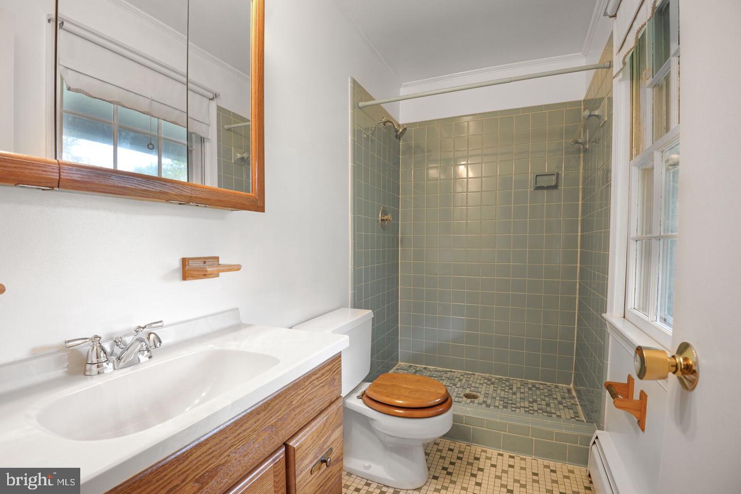 11328 VALE RD, OAKTON, Virginia 22124, 5 Bedrooms Bedrooms, ,3 BathroomsBathrooms,Residential,For sale,11328 VALE RD,VAFX2275684 MLS # VAFX2275684 11328 VALE RD, OAKTON, Virginia 22124, 5 Bedrooms Bedrooms, ,3 BathroomsBathrooms,Residential,For sale,11328 VALE RD,VAFX2275684 MLS # VAFX2275684