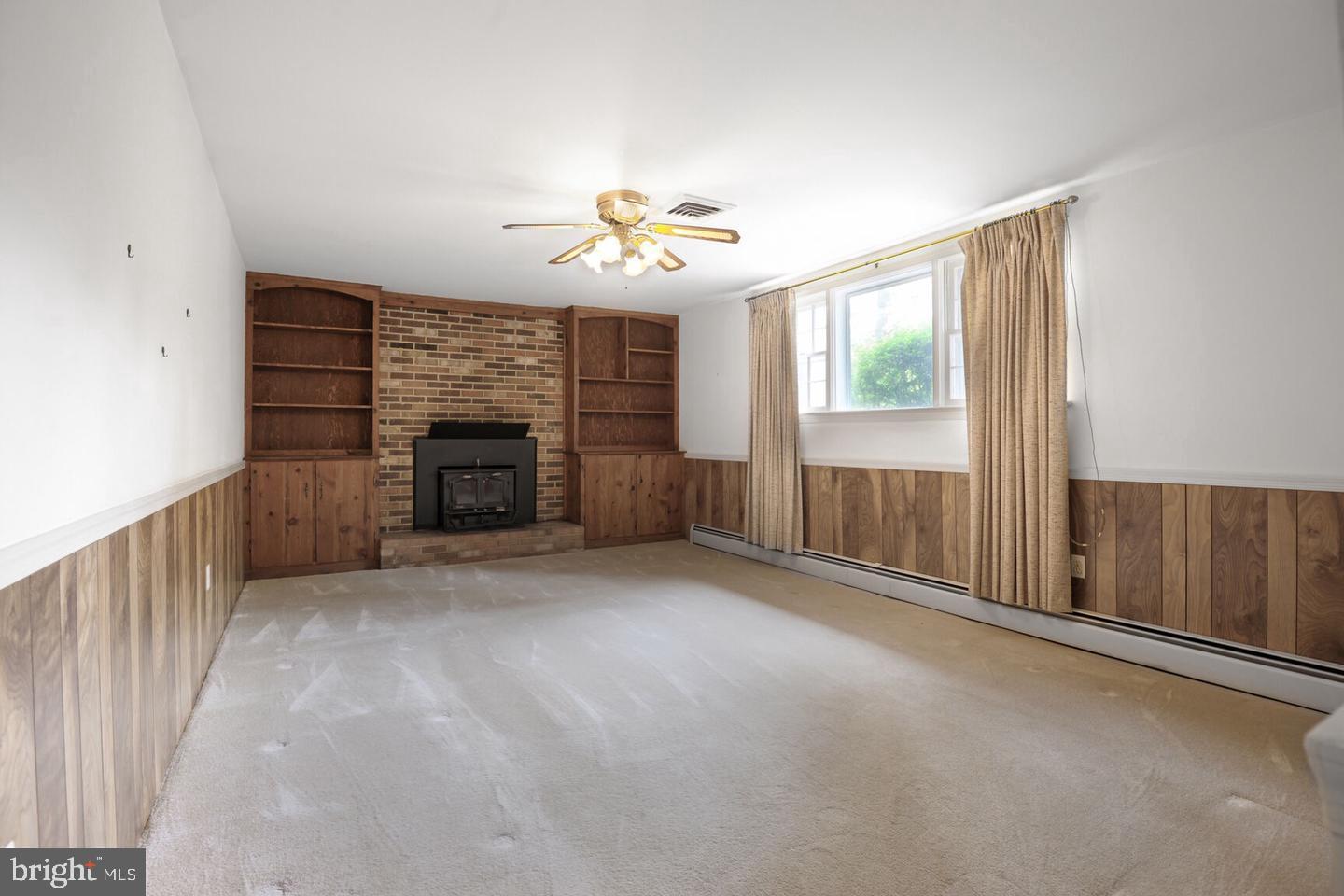 11328 VALE RD, OAKTON, Virginia 22124, 5 Bedrooms Bedrooms, ,3 BathroomsBathrooms,Residential,For sale,11328 VALE RD,VAFX2275684 MLS # VAFX2275684 11328 VALE RD, OAKTON, Virginia 22124, 5 Bedrooms Bedrooms, ,3 BathroomsBathrooms,Residential,For sale,11328 VALE RD,VAFX2275684 MLS # VAFX2275684