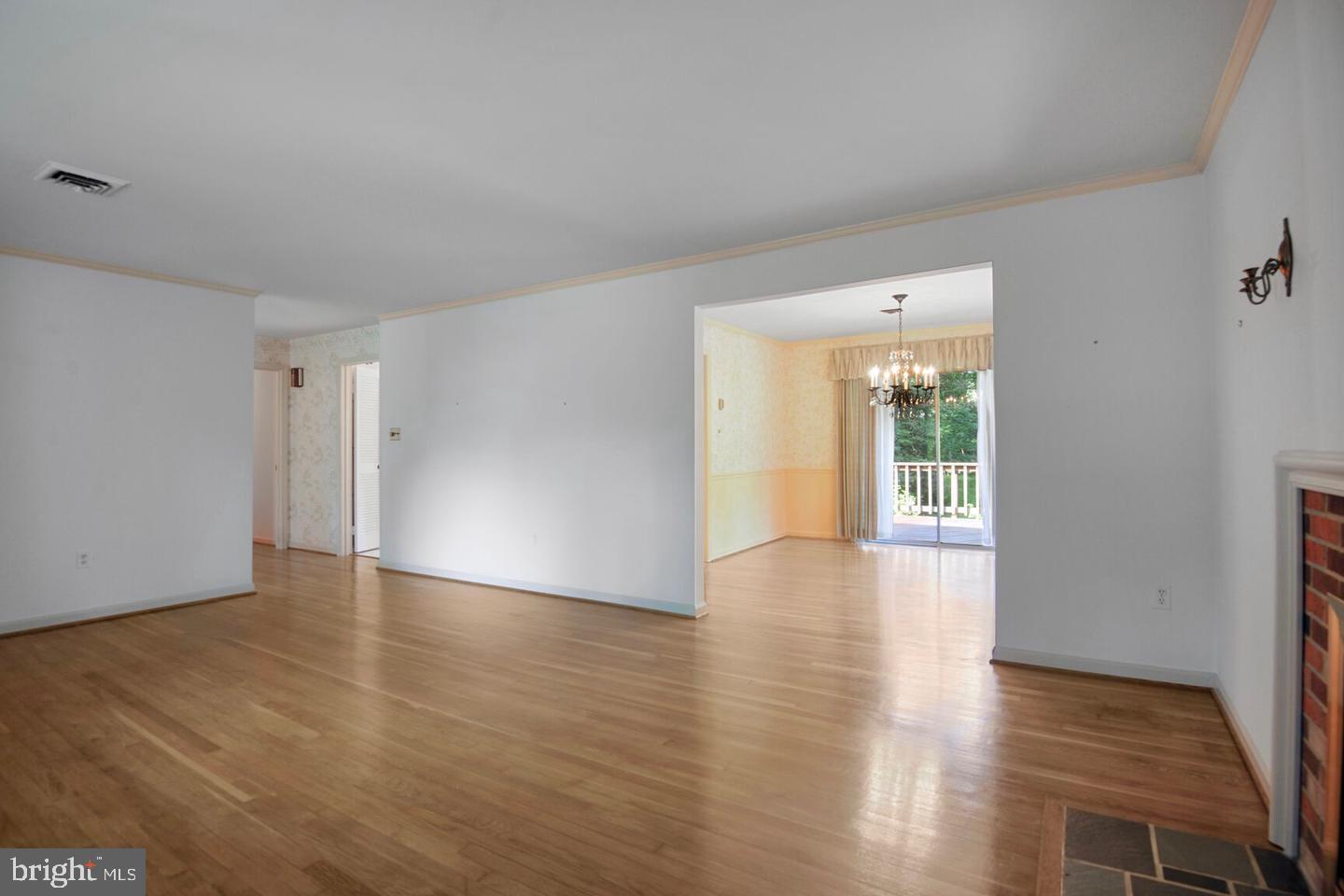 11328 VALE RD, OAKTON, Virginia 22124, 5 Bedrooms Bedrooms, ,3 BathroomsBathrooms,Residential,For sale,11328 VALE RD,VAFX2275684 MLS # VAFX2275684 11328 VALE RD, OAKTON, Virginia 22124, 5 Bedrooms Bedrooms, ,3 BathroomsBathrooms,Residential,For sale,11328 VALE RD,VAFX2275684 MLS # VAFX2275684