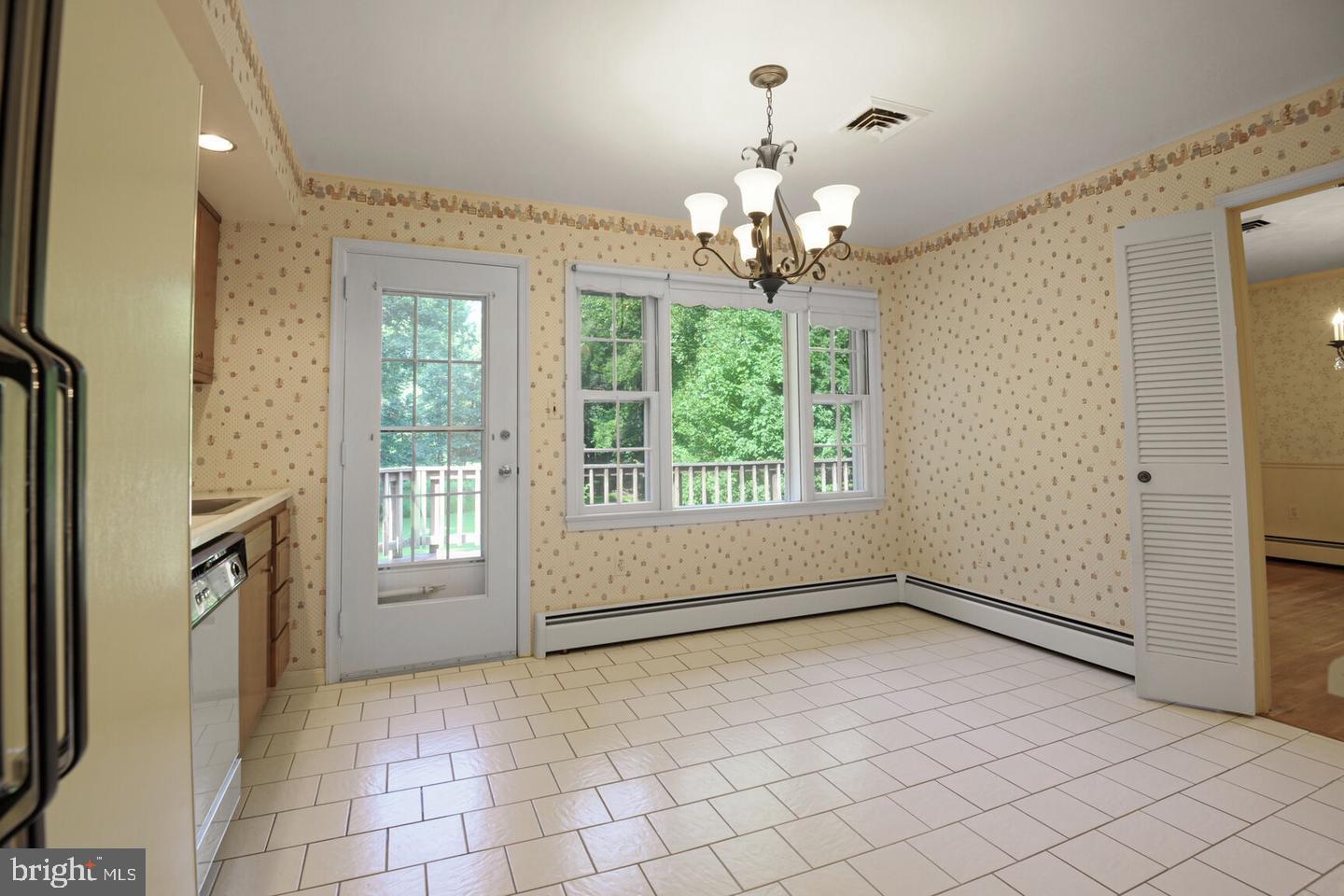 11328 VALE RD, OAKTON, Virginia 22124, 5 Bedrooms Bedrooms, ,3 BathroomsBathrooms,Residential,For sale,11328 VALE RD,VAFX2275684 MLS # VAFX2275684 11328 VALE RD, OAKTON, Virginia 22124, 5 Bedrooms Bedrooms, ,3 BathroomsBathrooms,Residential,For sale,11328 VALE RD,VAFX2275684 MLS # VAFX2275684