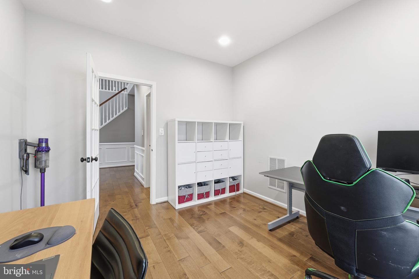 25466 CHAMBERS DR, CHANTILLY, Virginia 20152, 4 Bedrooms Bedrooms, ,3 BathroomsBathrooms,Residential,For sale,25466 CHAMBERS DR,VALO2109394 MLS # VALO2109394 25466 CHAMBERS DR, CHANTILLY, Virginia 20152, 4 Bedrooms Bedrooms, ,3 BathroomsBathrooms,Residential,For sale,25466 CHAMBERS DR,VALO2109394 MLS # VALO2109394