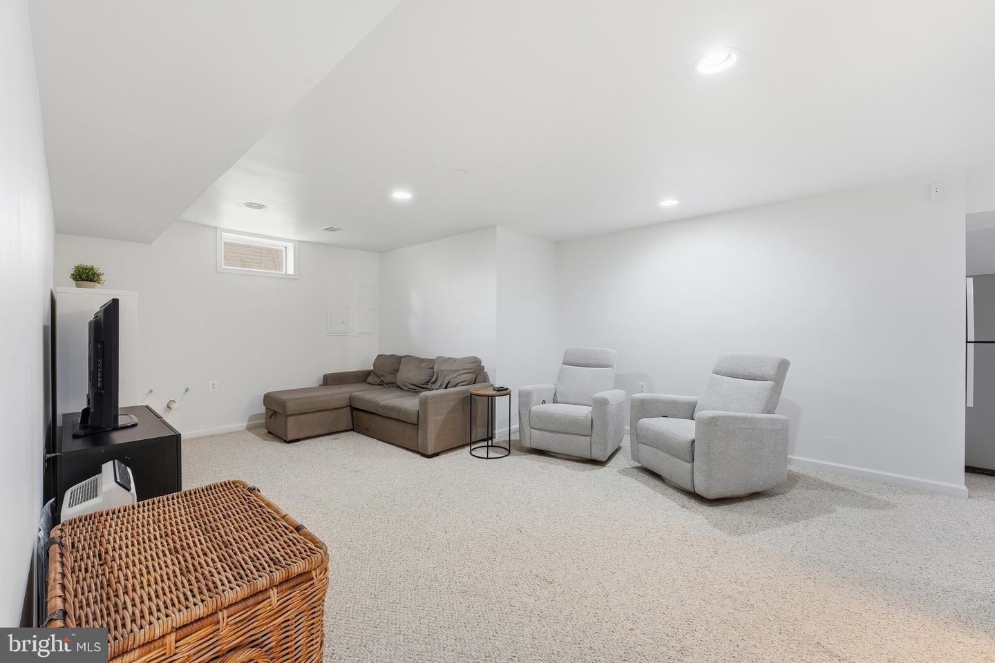 25466 CHAMBERS DR, CHANTILLY, Virginia 20152, 4 Bedrooms Bedrooms, ,3 BathroomsBathrooms,Residential,For sale,25466 CHAMBERS DR,VALO2109394 MLS # VALO2109394 25466 CHAMBERS DR, CHANTILLY, Virginia 20152, 4 Bedrooms Bedrooms, ,3 BathroomsBathrooms,Residential,For sale,25466 CHAMBERS DR,VALO2109394 MLS # VALO2109394