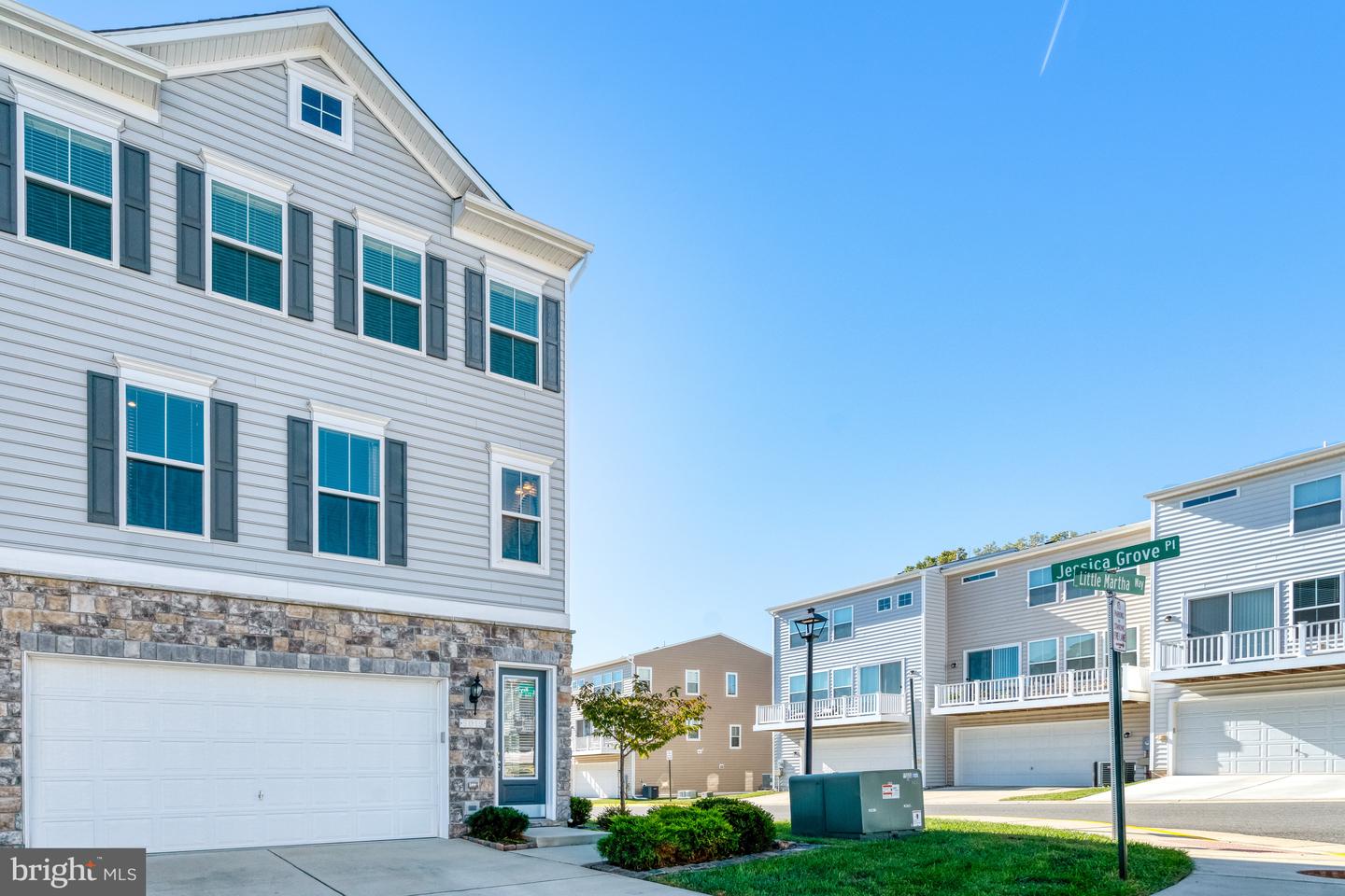 5019 LITTLE MARTHA WAY, WOODBRIDGE, Virginia 22192, 4 Bedrooms Bedrooms, ,3 BathroomsBathrooms,Residential,For sale,5019 LITTLE MARTHA WAY,VAPW2106460 MLS # VAPW2106460 5019 LITTLE MARTHA WAY, WOODBRIDGE, Virginia 22192, 4 Bedrooms Bedrooms, ,3 BathroomsBathrooms,Residential,For sale,5019 LITTLE MARTHA WAY,VAPW2106460 MLS # VAPW2106460