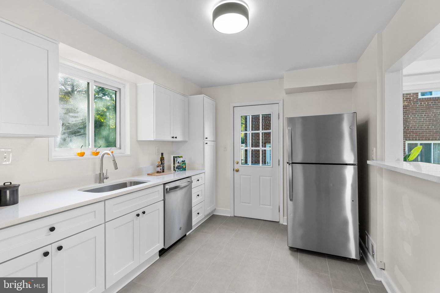 59 E TAYLOR RUN PKWY, ALEXANDRIA, Virginia 22314, 3 Bedrooms Bedrooms, ,1 BathroomBathrooms,Residential,For sale,59 E TAYLOR RUN PKWY,VAAX2051092 MLS # VAAX2051092 59 E TAYLOR RUN PKWY, ALEXANDRIA, Virginia 22314, 3 Bedrooms Bedrooms, ,1 BathroomBathrooms,Residential,For sale,59 E TAYLOR RUN PKWY,VAAX2051092 MLS # VAAX2051092
