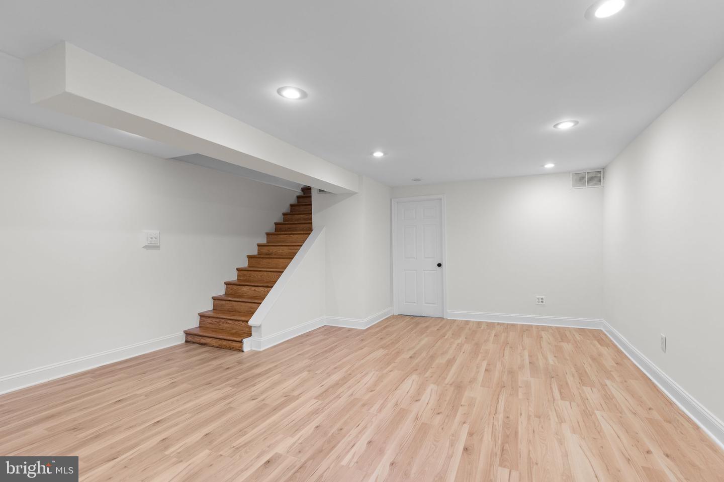 59 E TAYLOR RUN PKWY, ALEXANDRIA, Virginia 22314, 3 Bedrooms Bedrooms, ,1 BathroomBathrooms,Residential,For sale,59 E TAYLOR RUN PKWY,VAAX2051092 MLS # VAAX2051092 59 E TAYLOR RUN PKWY, ALEXANDRIA, Virginia 22314, 3 Bedrooms Bedrooms, ,1 BathroomBathrooms,Residential,For sale,59 E TAYLOR RUN PKWY,VAAX2051092 MLS # VAAX2051092