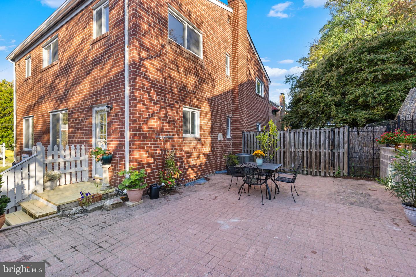 59 E TAYLOR RUN PKWY, ALEXANDRIA, Virginia 22314, 3 Bedrooms Bedrooms, ,1 BathroomBathrooms,Residential,For sale,59 E TAYLOR RUN PKWY,VAAX2051092 MLS # VAAX2051092 59 E TAYLOR RUN PKWY, ALEXANDRIA, Virginia 22314, 3 Bedrooms Bedrooms, ,1 BathroomBathrooms,Residential,For sale,59 E TAYLOR RUN PKWY,VAAX2051092 MLS # VAAX2051092