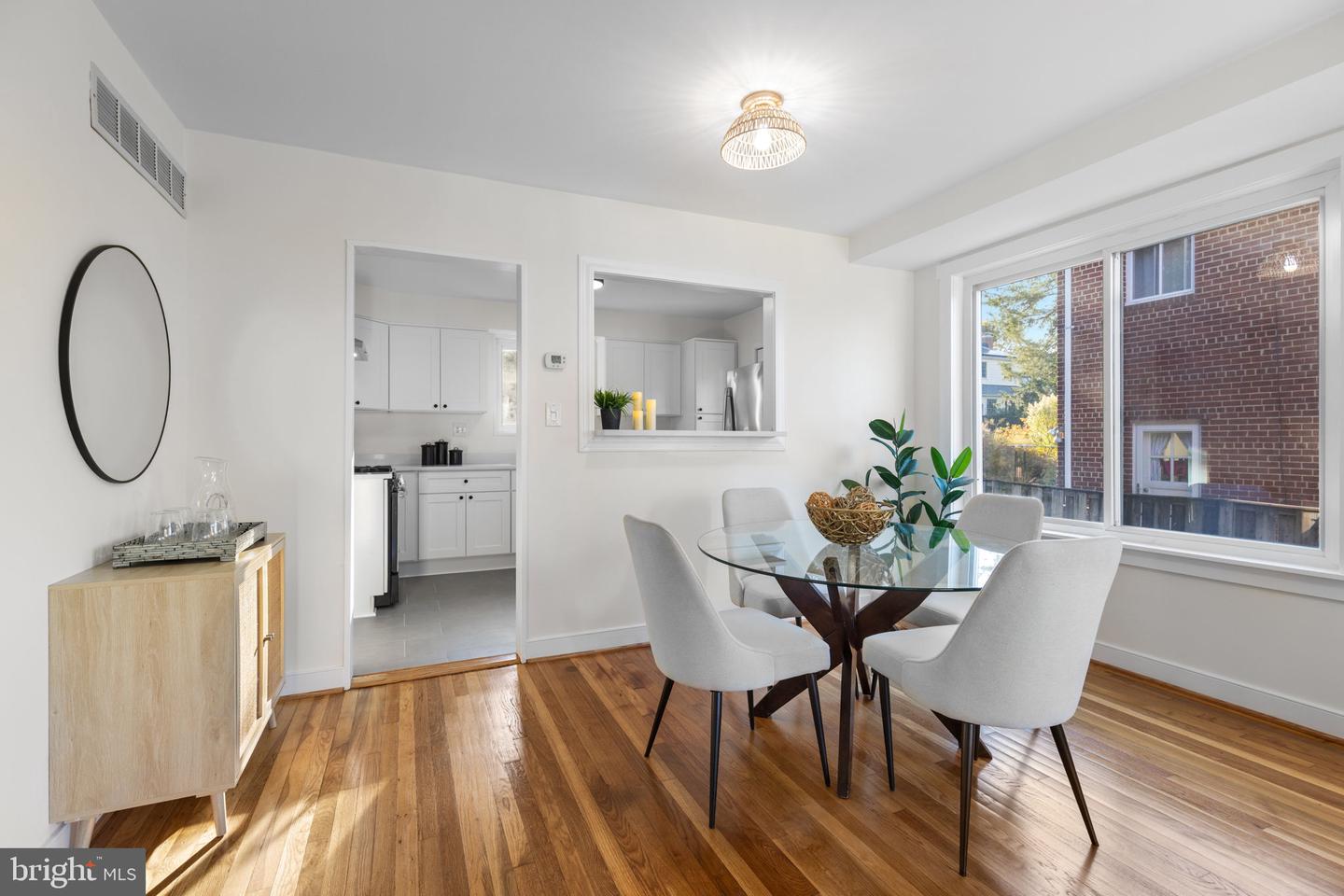 59 E TAYLOR RUN PKWY, ALEXANDRIA, Virginia 22314, 3 Bedrooms Bedrooms, ,1 BathroomBathrooms,Residential,For sale,59 E TAYLOR RUN PKWY,VAAX2051092 MLS # VAAX2051092 59 E TAYLOR RUN PKWY, ALEXANDRIA, Virginia 22314, 3 Bedrooms Bedrooms, ,1 BathroomBathrooms,Residential,For sale,59 E TAYLOR RUN PKWY,VAAX2051092 MLS # VAAX2051092