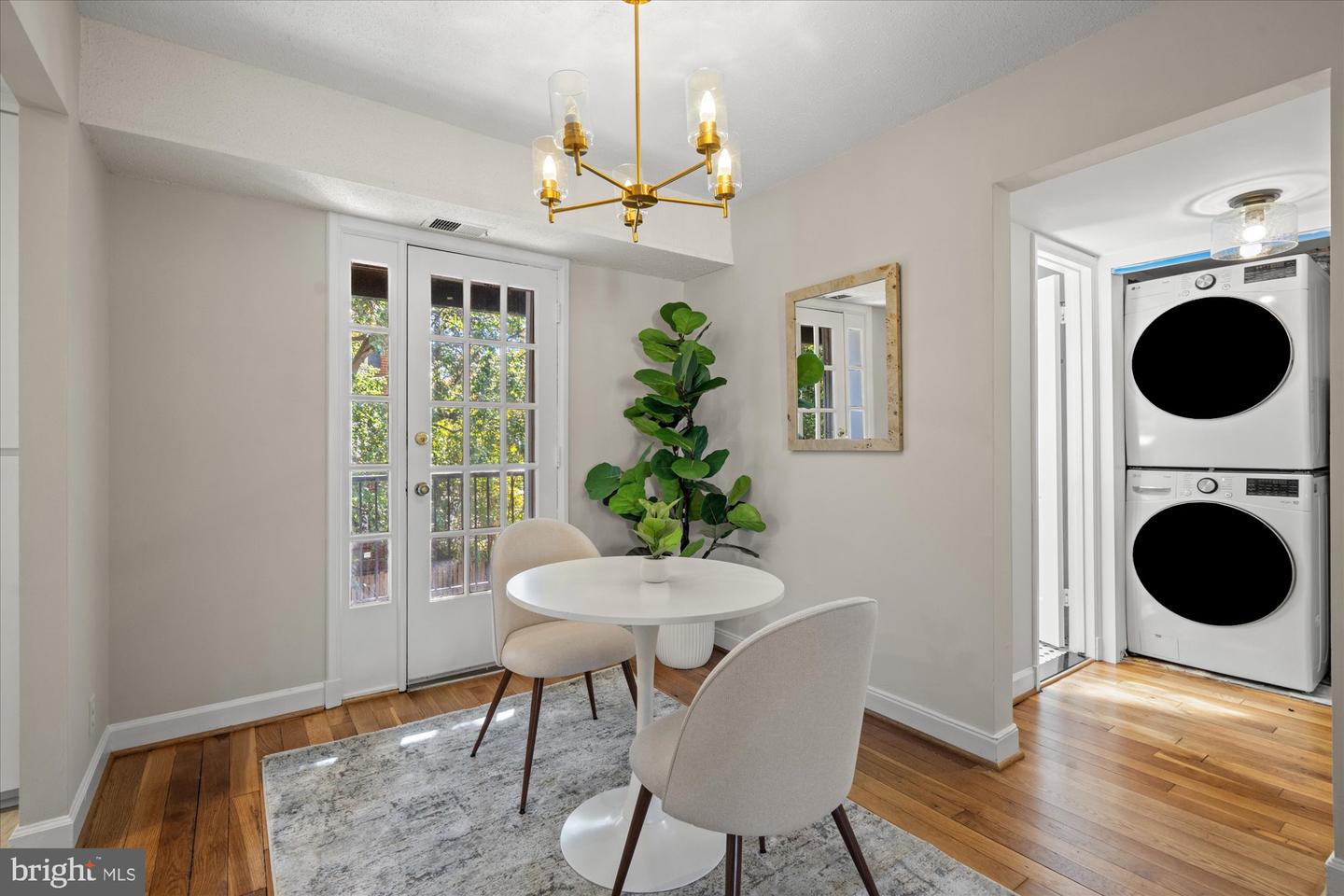 3049 S BUCHANAN ST #B2, ARLINGTON, Virginia 22206, 1 Bedroom Bedrooms, ,1 BathroomBathrooms,Residential,For sale,3049 S BUCHANAN ST #B2,VAAR2065220 MLS # VAAR2065220 3049 S BUCHANAN ST #B2, ARLINGTON, Virginia 22206, 1 Bedroom Bedrooms, ,1 BathroomBathrooms,Residential,For sale,3049 S BUCHANAN ST #B2,VAAR2065220 MLS # VAAR2065220