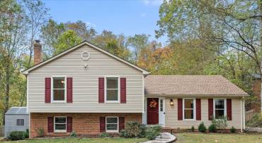 60 HIGH KNOB CT, FRONT ROYAL, Virginia 22630, 4 Bedrooms Bedrooms, ,3 BathroomsBathrooms,Residential,For sale,60 HIGH KNOB CT,VAWR2012606 MLS # VAWR2012606