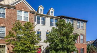348 PINK AZALEA TER SE, LEESBURG, Virginia 20175, 4 Bedrooms Bedrooms, ,3 BathroomsBathrooms,Residential,For sale,348 PINK AZALEA TER SE,VALO2109432 MLS # VALO2109432