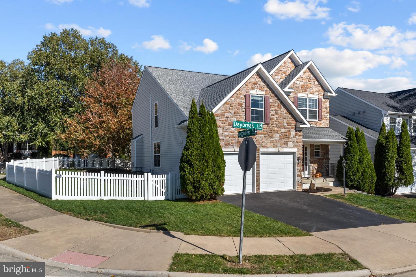 5336 DAYBREAK LN, WOODBRIDGE, Virginia 22193, 4 Bedrooms Bedrooms, ,3 BathroomsBathrooms,Residential,For sale,5336 DAYBREAK LN,VAPW2106514 MLS # VAPW2106514 5336 DAYBREAK LN, WOODBRIDGE, Virginia 22193, 4 Bedrooms Bedrooms, ,3 BathroomsBathrooms,Residential,For sale,5336 DAYBREAK LN,VAPW2106514 MLS # VAPW2106514