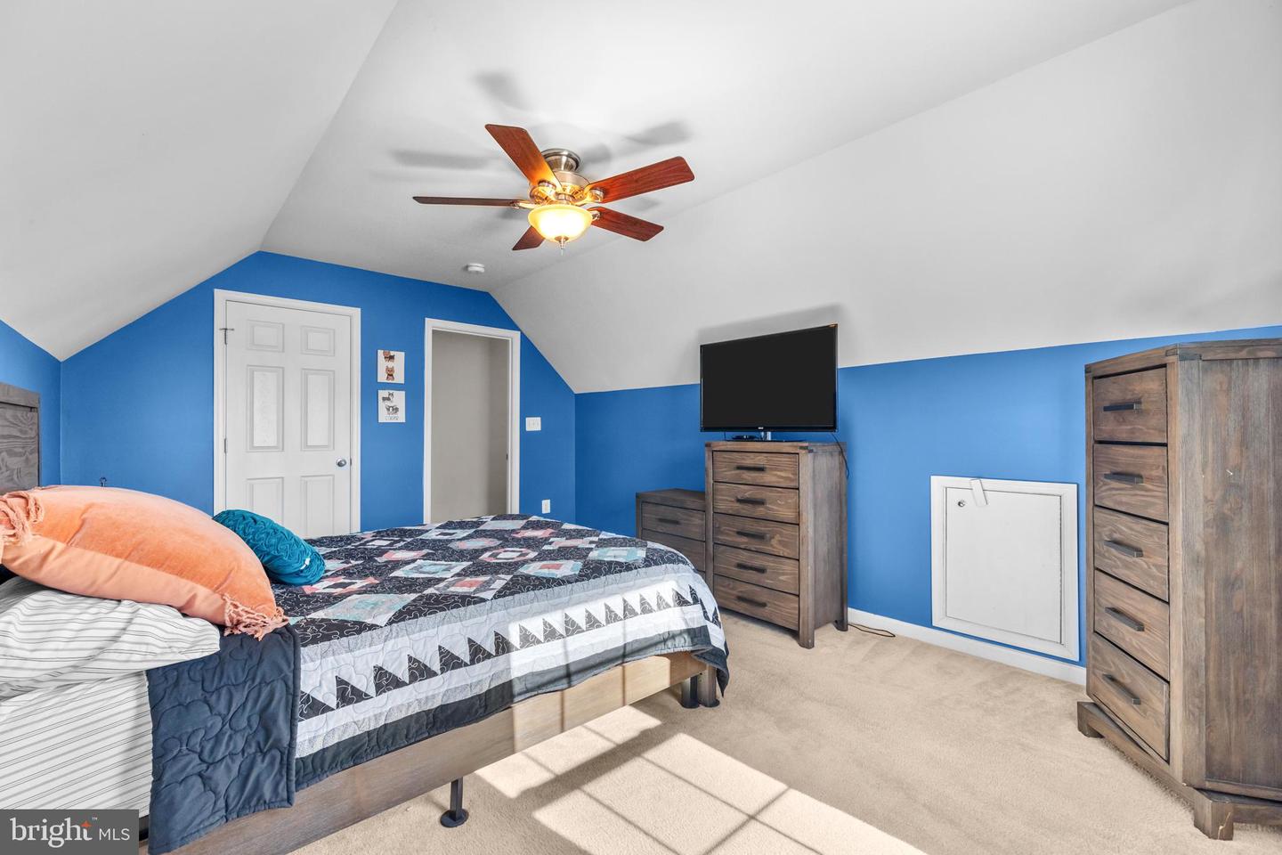 5336 DAYBREAK LN, WOODBRIDGE, Virginia 22193, 4 Bedrooms Bedrooms, ,3 BathroomsBathrooms,Residential,For sale,5336 DAYBREAK LN,VAPW2106514 MLS # VAPW2106514 5336 DAYBREAK LN, WOODBRIDGE, Virginia 22193, 4 Bedrooms Bedrooms, ,3 BathroomsBathrooms,Residential,For sale,5336 DAYBREAK LN,VAPW2106514 MLS # VAPW2106514