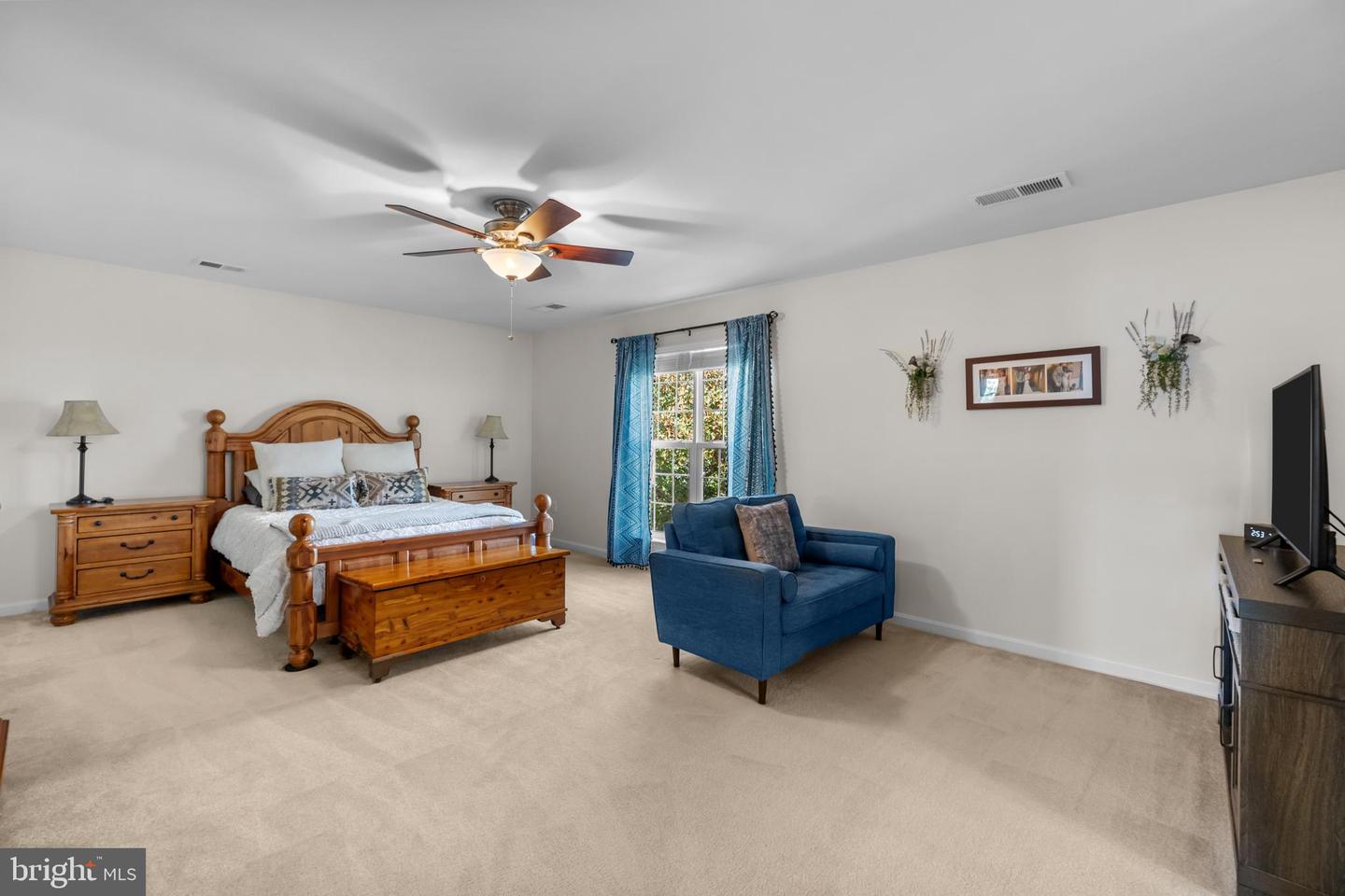 5336 DAYBREAK LN, WOODBRIDGE, Virginia 22193, 4 Bedrooms Bedrooms, ,3 BathroomsBathrooms,Residential,For sale,5336 DAYBREAK LN,VAPW2106514 MLS # VAPW2106514 5336 DAYBREAK LN, WOODBRIDGE, Virginia 22193, 4 Bedrooms Bedrooms, ,3 BathroomsBathrooms,Residential,For sale,5336 DAYBREAK LN,VAPW2106514 MLS # VAPW2106514