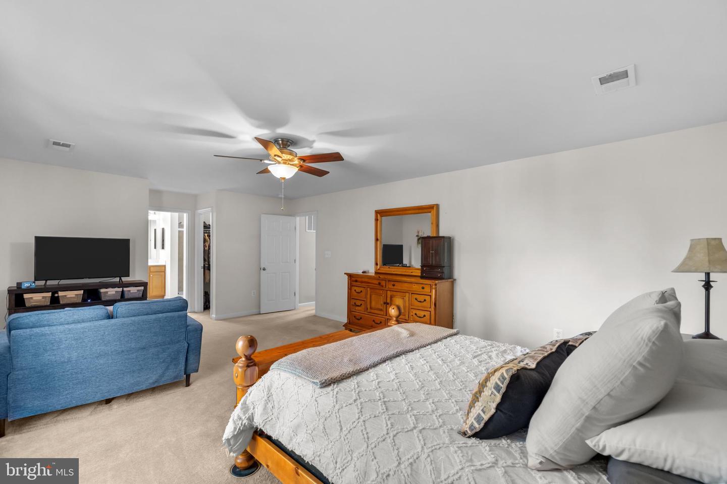 5336 DAYBREAK LN, WOODBRIDGE, Virginia 22193, 4 Bedrooms Bedrooms, ,3 BathroomsBathrooms,Residential,For sale,5336 DAYBREAK LN,VAPW2106514 MLS # VAPW2106514 5336 DAYBREAK LN, WOODBRIDGE, Virginia 22193, 4 Bedrooms Bedrooms, ,3 BathroomsBathrooms,Residential,For sale,5336 DAYBREAK LN,VAPW2106514 MLS # VAPW2106514