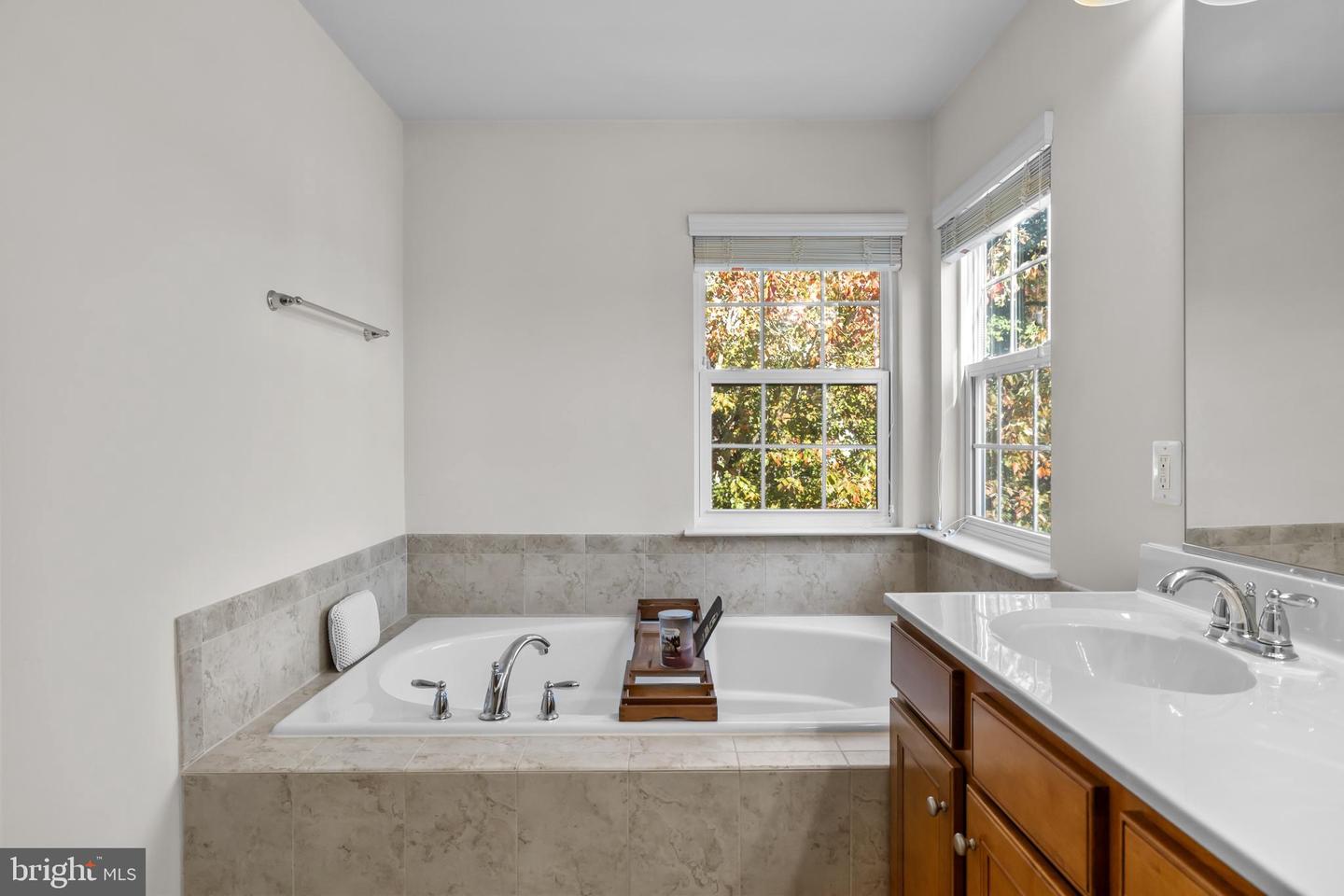 5336 DAYBREAK LN, WOODBRIDGE, Virginia 22193, 4 Bedrooms Bedrooms, ,3 BathroomsBathrooms,Residential,For sale,5336 DAYBREAK LN,VAPW2106514 MLS # VAPW2106514 5336 DAYBREAK LN, WOODBRIDGE, Virginia 22193, 4 Bedrooms Bedrooms, ,3 BathroomsBathrooms,Residential,For sale,5336 DAYBREAK LN,VAPW2106514 MLS # VAPW2106514