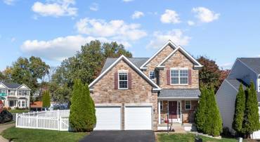 5336 DAYBREAK LN, WOODBRIDGE, Virginia 22193, 4 Bedrooms Bedrooms, ,3 BathroomsBathrooms,Residential,For sale,5336 DAYBREAK LN,VAPW2106514 MLS # VAPW2106514