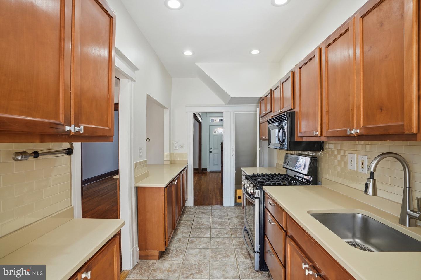 1036 QUEBEC PL NW, WASHINGTON, District Of Columbia 20010, 3 Bedrooms Bedrooms, ,1 BathroomBathrooms,Residential,For sale,1036 QUEBEC PL NW,DCDC2228332 MLS # DCDC2228332 1036 QUEBEC PL NW, WASHINGTON, District Of Columbia 20010, 3 Bedrooms Bedrooms, ,1 BathroomBathrooms,Residential,For sale,1036 QUEBEC PL NW,DCDC2228332 MLS # DCDC2228332