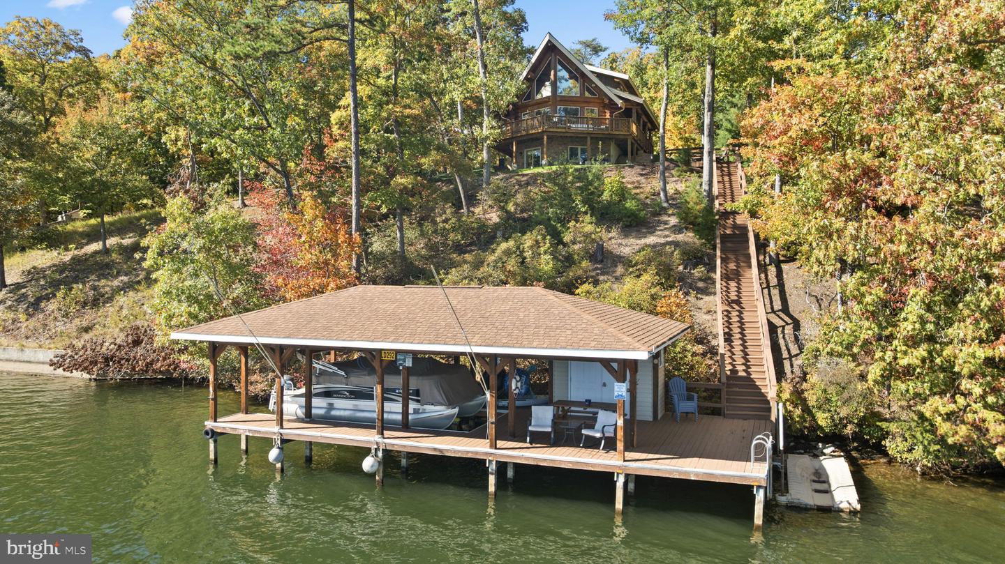 1132 MITCHELL POINT RD, MINERAL, Virginia 23117, 3 Bedrooms Bedrooms, 13 Rooms Rooms,3 BathroomsBathrooms,Residential,For sale,1132 MITCHELL POINT RD,VALA2008762 MLS # VALA2008762 1132 MITCHELL POINT RD, MINERAL, Virginia 23117, 3 Bedrooms Bedrooms, 13 Rooms Rooms,3 BathroomsBathrooms,Residential,For sale,1132 MITCHELL POINT RD,VALA2008762 MLS # VALA2008762