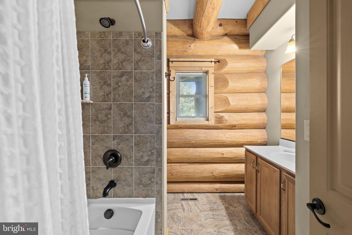 1132 MITCHELL POINT RD, MINERAL, Virginia 23117, 3 Bedrooms Bedrooms, 13 Rooms Rooms,3 BathroomsBathrooms,Residential,For sale,1132 MITCHELL POINT RD,VALA2008762 MLS # VALA2008762 1132 MITCHELL POINT RD, MINERAL, Virginia 23117, 3 Bedrooms Bedrooms, 13 Rooms Rooms,3 BathroomsBathrooms,Residential,For sale,1132 MITCHELL POINT RD,VALA2008762 MLS # VALA2008762