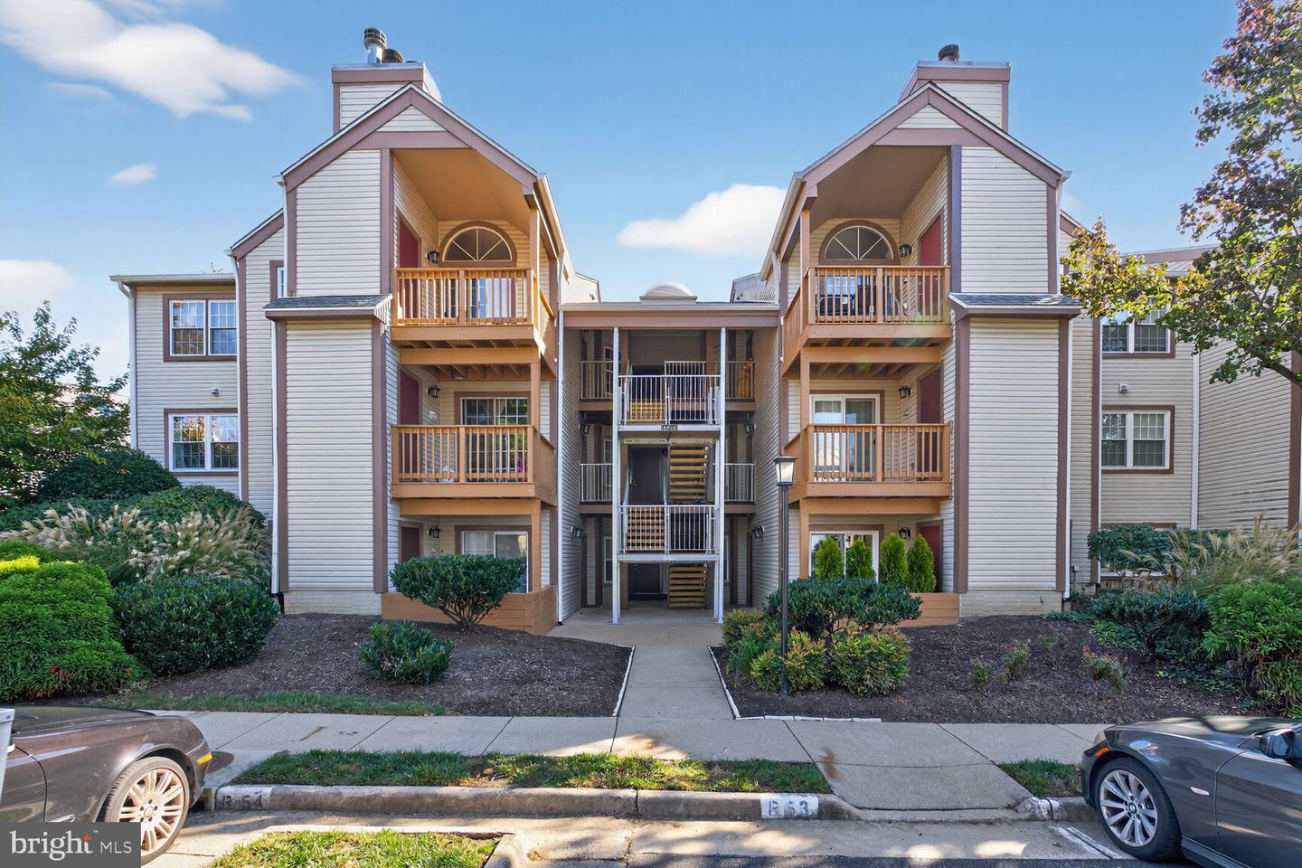 6918 VICTORIA DR #D, ALEXANDRIA, Virginia 22310, 2 Bedrooms Bedrooms, ,2 BathroomsBathrooms,Residential,For sale,6918 VICTORIA DR #D,VAFX2275750 MLS # VAFX2275750 6918 VICTORIA DR #D, ALEXANDRIA, Virginia 22310, 2 Bedrooms Bedrooms, ,2 BathroomsBathrooms,Residential,For sale,6918 VICTORIA DR #D,VAFX2275750 MLS # VAFX2275750