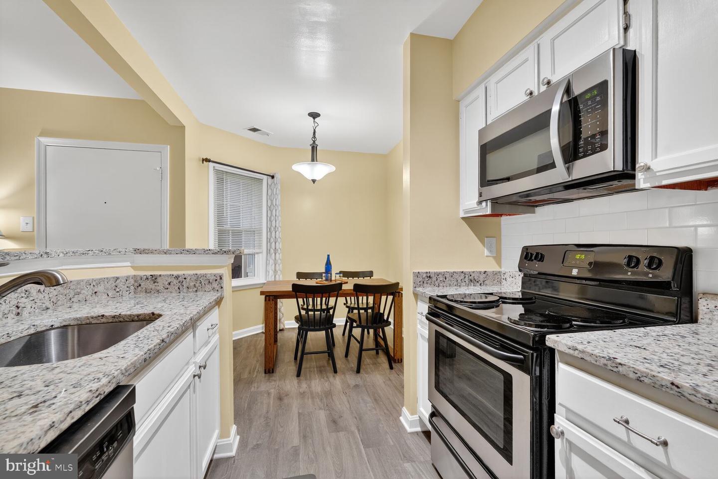 6918 VICTORIA DR #D, ALEXANDRIA, Virginia 22310, 2 Bedrooms Bedrooms, ,2 BathroomsBathrooms,Residential,For sale,6918 VICTORIA DR #D,VAFX2275750 MLS # VAFX2275750 6918 VICTORIA DR #D, ALEXANDRIA, Virginia 22310, 2 Bedrooms Bedrooms, ,2 BathroomsBathrooms,Residential,For sale,6918 VICTORIA DR #D,VAFX2275750 MLS # VAFX2275750