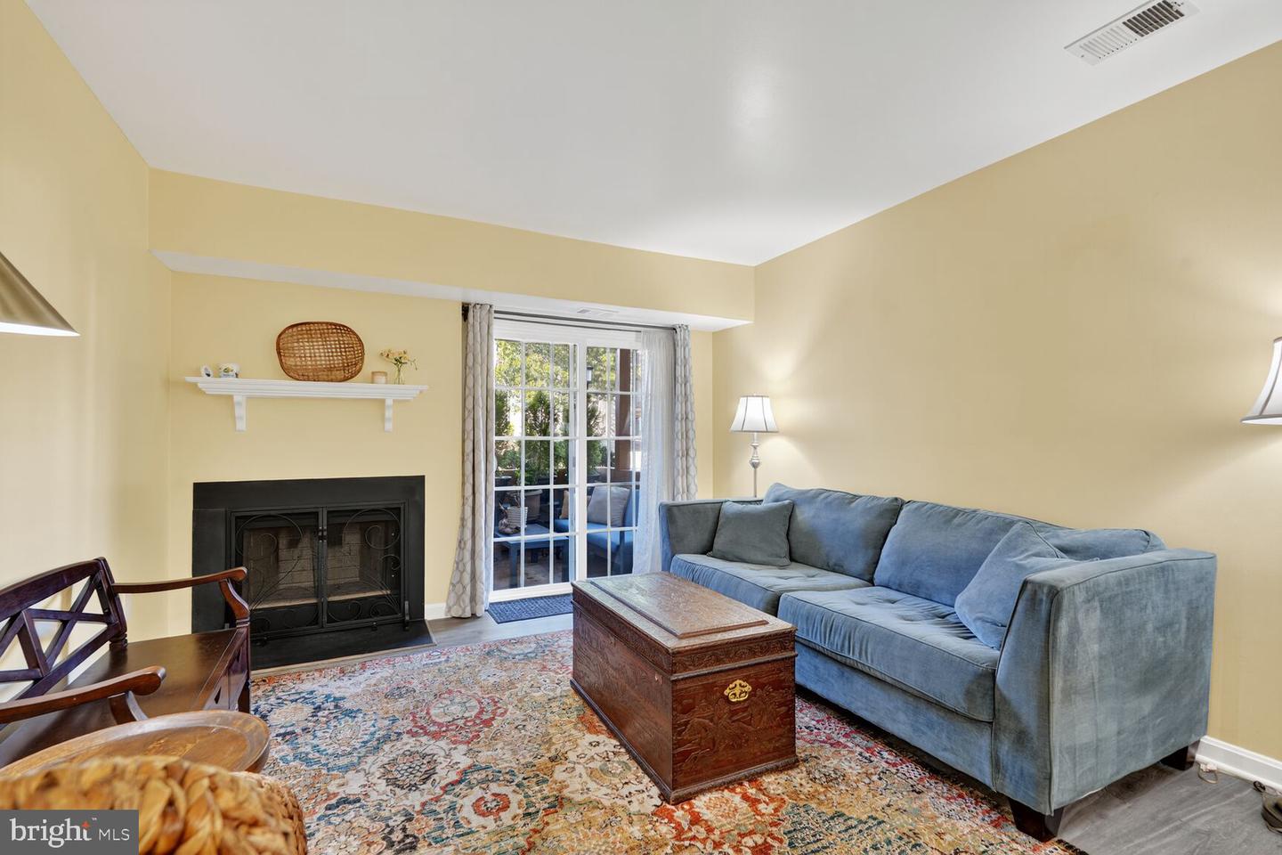 6918 VICTORIA DR #D, ALEXANDRIA, Virginia 22310, 2 Bedrooms Bedrooms, ,2 BathroomsBathrooms,Residential,For sale,6918 VICTORIA DR #D,VAFX2275750 MLS # VAFX2275750 6918 VICTORIA DR #D, ALEXANDRIA, Virginia 22310, 2 Bedrooms Bedrooms, ,2 BathroomsBathrooms,Residential,For sale,6918 VICTORIA DR #D,VAFX2275750 MLS # VAFX2275750
