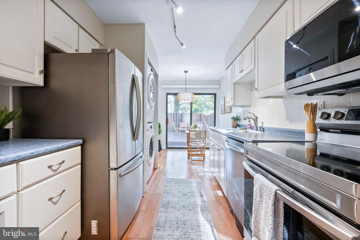2340 SOUTHGATE SQ, RESTON, Virginia 20191, 2 Bedrooms Bedrooms, ,1 BathroomBathrooms,Residential,For sale,2340 SOUTHGATE SQ,VAFX2275764 MLS # VAFX2275764 2340 SOUTHGATE SQ, RESTON, Virginia 20191, 2 Bedrooms Bedrooms, ,1 BathroomBathrooms,Residential,For sale,2340 SOUTHGATE SQ,VAFX2275764 MLS # VAFX2275764