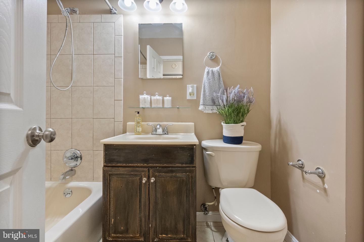 2340 SOUTHGATE SQ, RESTON, Virginia 20191, 2 Bedrooms Bedrooms, ,1 BathroomBathrooms,Residential,For sale,2340 SOUTHGATE SQ,VAFX2275764 MLS # VAFX2275764 2340 SOUTHGATE SQ, RESTON, Virginia 20191, 2 Bedrooms Bedrooms, ,1 BathroomBathrooms,Residential,For sale,2340 SOUTHGATE SQ,VAFX2275764 MLS # VAFX2275764