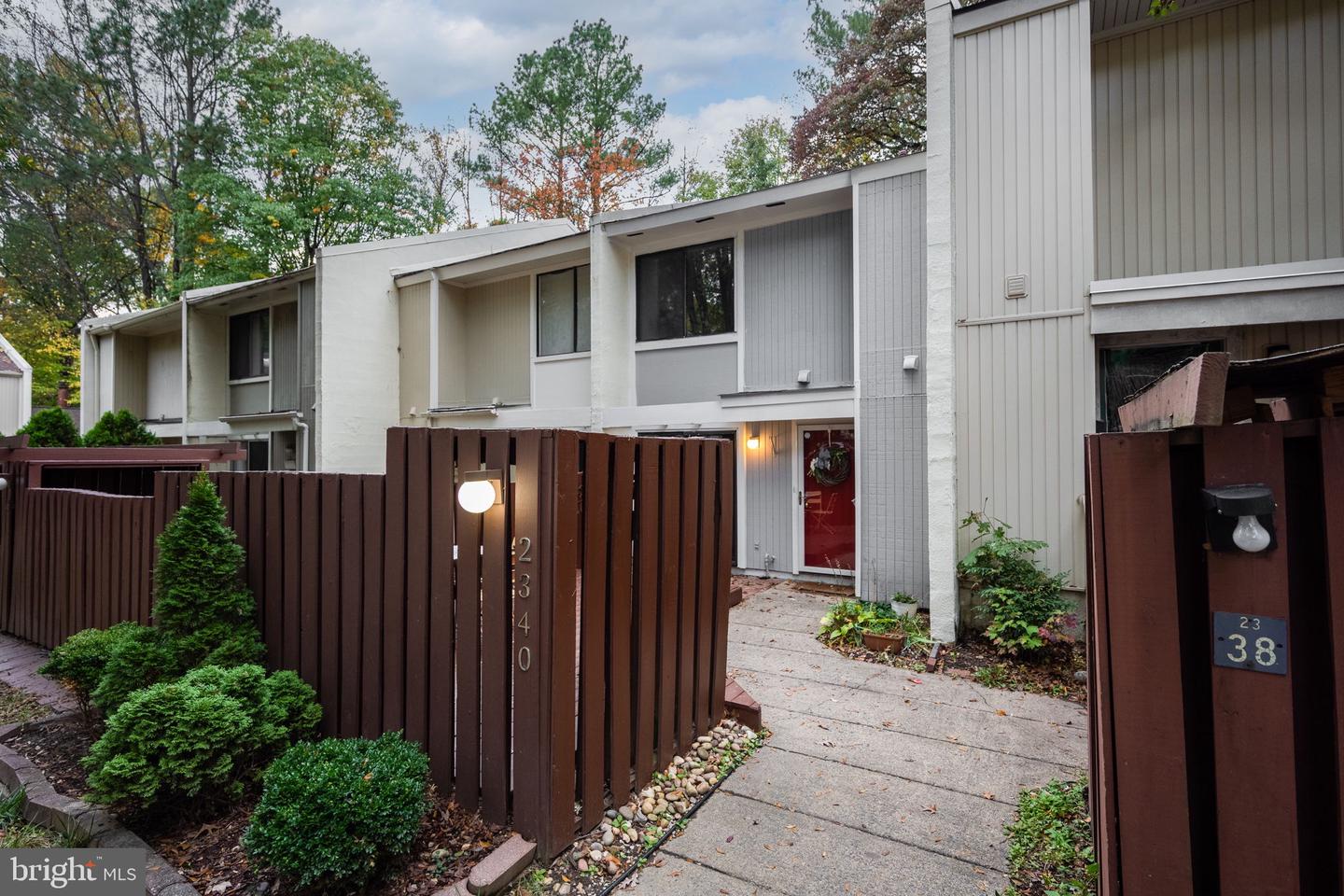 2340 SOUTHGATE SQ, RESTON, Virginia 20191, 2 Bedrooms Bedrooms, ,1 BathroomBathrooms,Residential,For sale,2340 SOUTHGATE SQ,VAFX2275764 MLS # VAFX2275764 2340 SOUTHGATE SQ, RESTON, Virginia 20191, 2 Bedrooms Bedrooms, ,1 BathroomBathrooms,Residential,For sale,2340 SOUTHGATE SQ,VAFX2275764 MLS # VAFX2275764