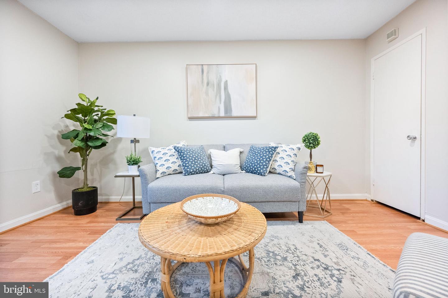 2340 SOUTHGATE SQ, RESTON, Virginia 20191, 2 Bedrooms Bedrooms, ,1 BathroomBathrooms,Residential,For sale,2340 SOUTHGATE SQ,VAFX2275764 MLS # VAFX2275764 2340 SOUTHGATE SQ, RESTON, Virginia 20191, 2 Bedrooms Bedrooms, ,1 BathroomBathrooms,Residential,For sale,2340 SOUTHGATE SQ,VAFX2275764 MLS # VAFX2275764