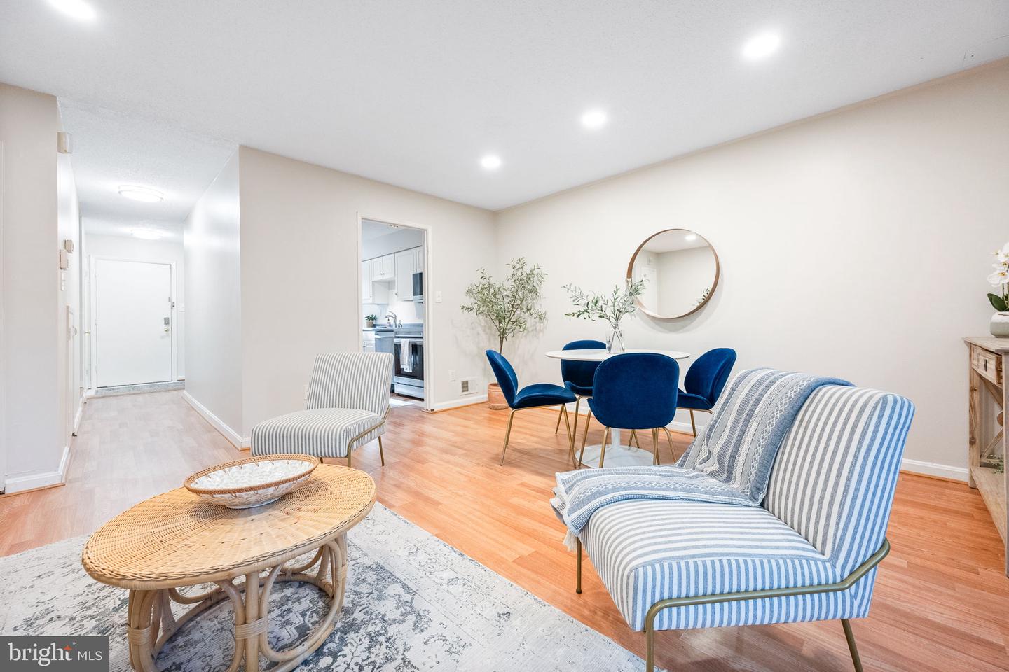 2340 SOUTHGATE SQ, RESTON, Virginia 20191, 2 Bedrooms Bedrooms, ,1 BathroomBathrooms,Residential,For sale,2340 SOUTHGATE SQ,VAFX2275764 MLS # VAFX2275764 2340 SOUTHGATE SQ, RESTON, Virginia 20191, 2 Bedrooms Bedrooms, ,1 BathroomBathrooms,Residential,For sale,2340 SOUTHGATE SQ,VAFX2275764 MLS # VAFX2275764