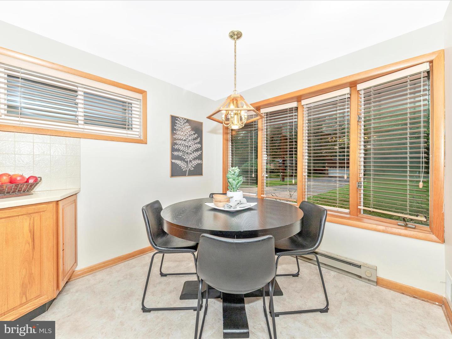 7203 HOMESTEAD PL, SPRINGFIELD, Virginia 22151, 4 Bedrooms Bedrooms, ,2 BathroomsBathrooms,Residential,For sale,7203 HOMESTEAD PL,VAFX2275772 MLS # VAFX2275772