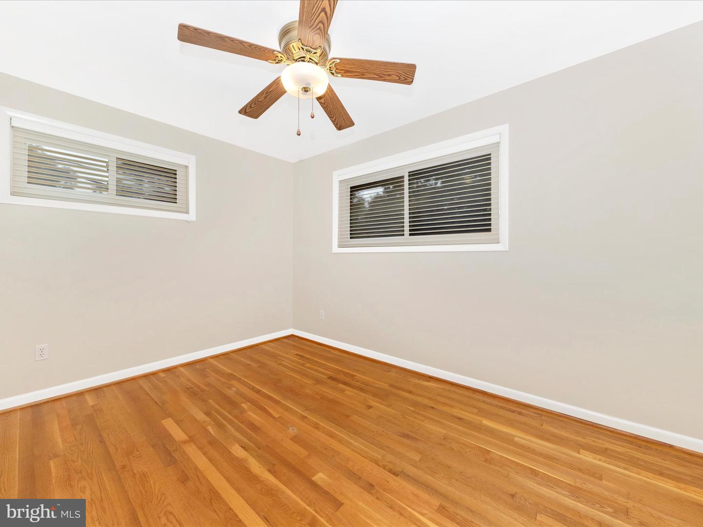 7203 HOMESTEAD PL, SPRINGFIELD, Virginia 22151, 4 Bedrooms Bedrooms, ,2 BathroomsBathrooms,Residential,For sale,7203 HOMESTEAD PL,VAFX2275772 MLS # VAFX2275772