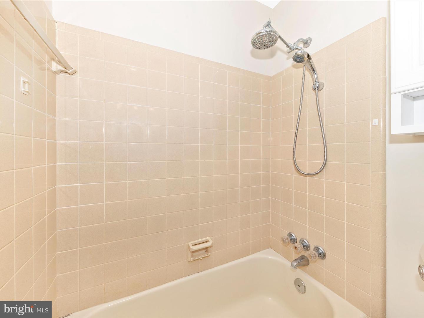 7203 HOMESTEAD PL, SPRINGFIELD, Virginia 22151, 4 Bedrooms Bedrooms, ,2 BathroomsBathrooms,Residential,For sale,7203 HOMESTEAD PL,VAFX2275772 MLS # VAFX2275772