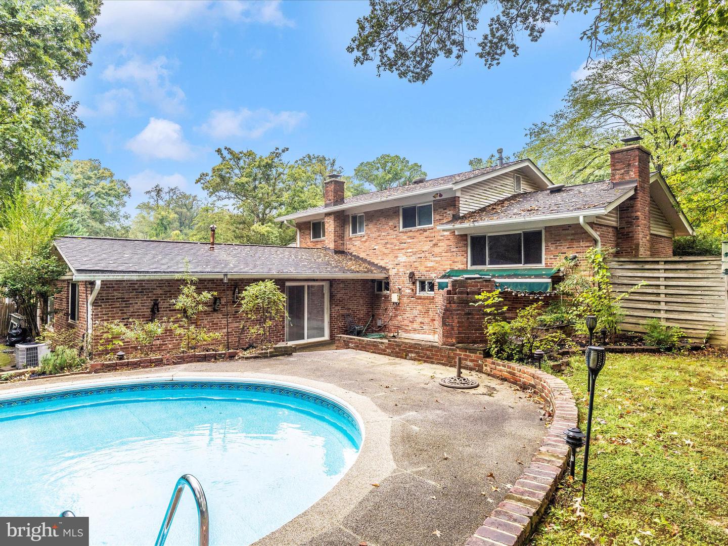 7203 HOMESTEAD PL, SPRINGFIELD, Virginia 22151, 4 Bedrooms Bedrooms, ,2 BathroomsBathrooms,Residential,For sale,7203 HOMESTEAD PL,VAFX2275772 MLS # VAFX2275772