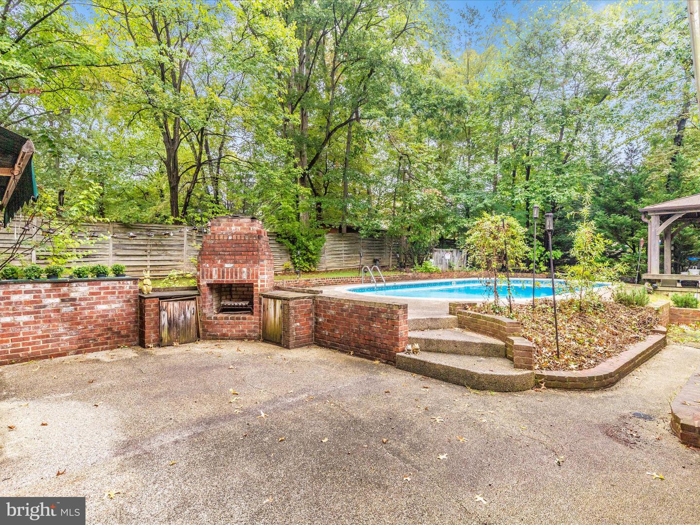 7203 HOMESTEAD PL, SPRINGFIELD, Virginia 22151, 4 Bedrooms Bedrooms, ,2 BathroomsBathrooms,Residential,For sale,7203 HOMESTEAD PL,VAFX2275772 MLS # VAFX2275772