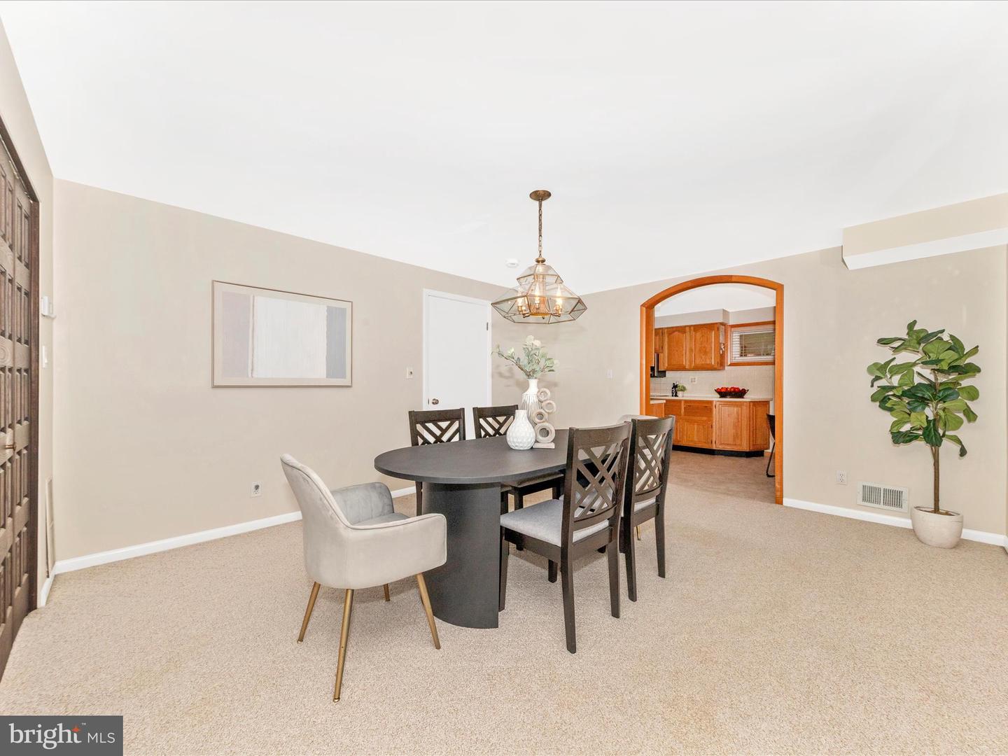 7203 HOMESTEAD PL, SPRINGFIELD, Virginia 22151, 4 Bedrooms Bedrooms, ,2 BathroomsBathrooms,Residential,For sale,7203 HOMESTEAD PL,VAFX2275772 MLS # VAFX2275772