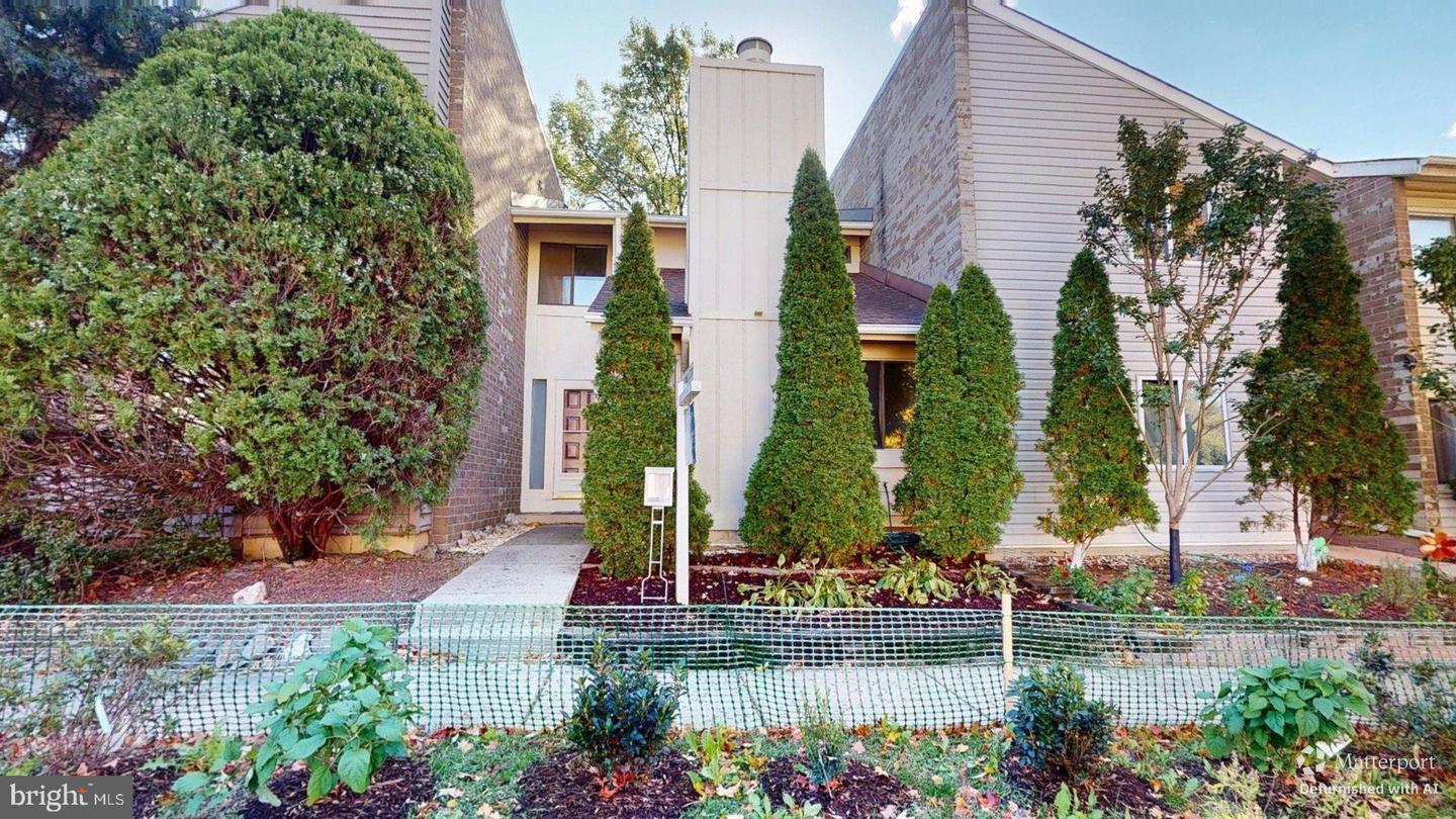 13366 HUNGERFORD PL, HERNDON, Virginia 20170, 2 Bedrooms Bedrooms, ,1 BathroomBathrooms,Residential,For sale,13366 HUNGERFORD PL,VAFX2275786 MLS # VAFX2275786 13366 HUNGERFORD PL, HERNDON, Virginia 20170, 2 Bedrooms Bedrooms, ,1 BathroomBathrooms,Residential,For sale,13366 HUNGERFORD PL,VAFX2275786 MLS # VAFX2275786