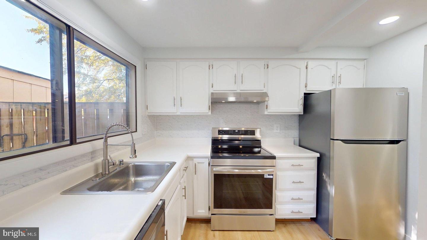 13366 HUNGERFORD PL, HERNDON, Virginia 20170, 2 Bedrooms Bedrooms, ,1 BathroomBathrooms,Residential,For sale,13366 HUNGERFORD PL,VAFX2275786 MLS # VAFX2275786 13366 HUNGERFORD PL, HERNDON, Virginia 20170, 2 Bedrooms Bedrooms, ,1 BathroomBathrooms,Residential,For sale,13366 HUNGERFORD PL,VAFX2275786 MLS # VAFX2275786