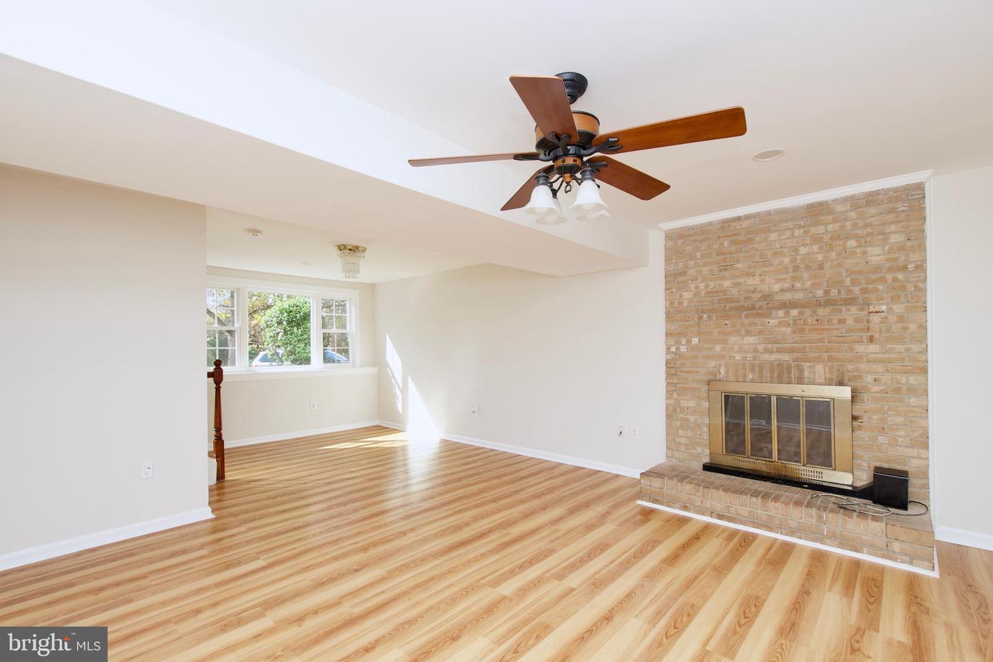 10217 MCKEAN CT, GREAT FALLS, Virginia 22066, 4 Bedrooms Bedrooms, ,3 BathroomsBathrooms,Residential,For sale,10217 MCKEAN CT,VALO2109482 MLS # VALO2109482 10217 MCKEAN CT, GREAT FALLS, Virginia 22066, 4 Bedrooms Bedrooms, ,3 BathroomsBathrooms,Residential,For sale,10217 MCKEAN CT,VALO2109482 MLS # VALO2109482