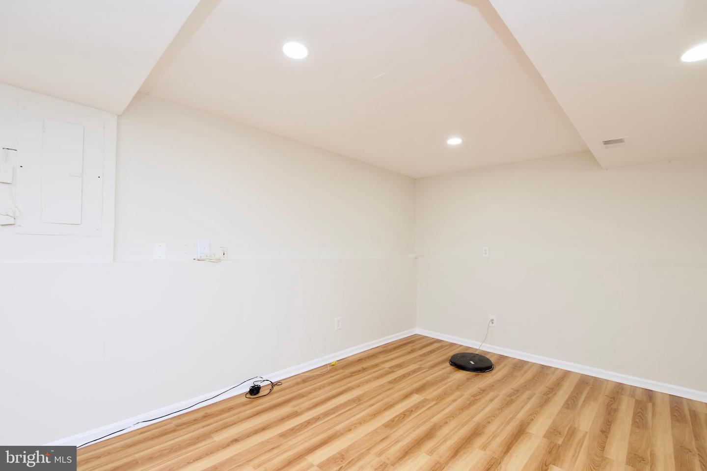 10217 MCKEAN CT, GREAT FALLS, Virginia 22066, 4 Bedrooms Bedrooms, ,3 BathroomsBathrooms,Residential,For sale,10217 MCKEAN CT,VALO2109482 MLS # VALO2109482 10217 MCKEAN CT, GREAT FALLS, Virginia 22066, 4 Bedrooms Bedrooms, ,3 BathroomsBathrooms,Residential,For sale,10217 MCKEAN CT,VALO2109482 MLS # VALO2109482