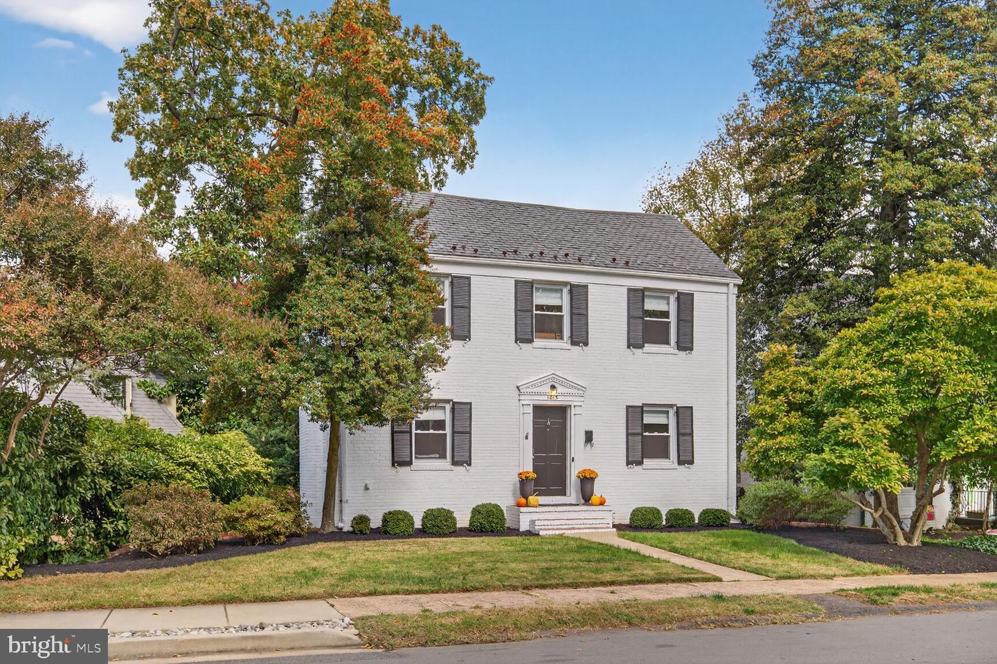 1013 26TH ST S, ARLINGTON, Virginia 22202, 4 Bedrooms Bedrooms, ,2 BathroomsBathrooms,Residential,For sale,1013 26TH ST S,VAAR2065254 MLS # VAAR2065254 1013 26TH ST S, ARLINGTON, Virginia 22202, 4 Bedrooms Bedrooms, ,2 BathroomsBathrooms,Residential,For sale,1013 26TH ST S,VAAR2065254 MLS # VAAR2065254