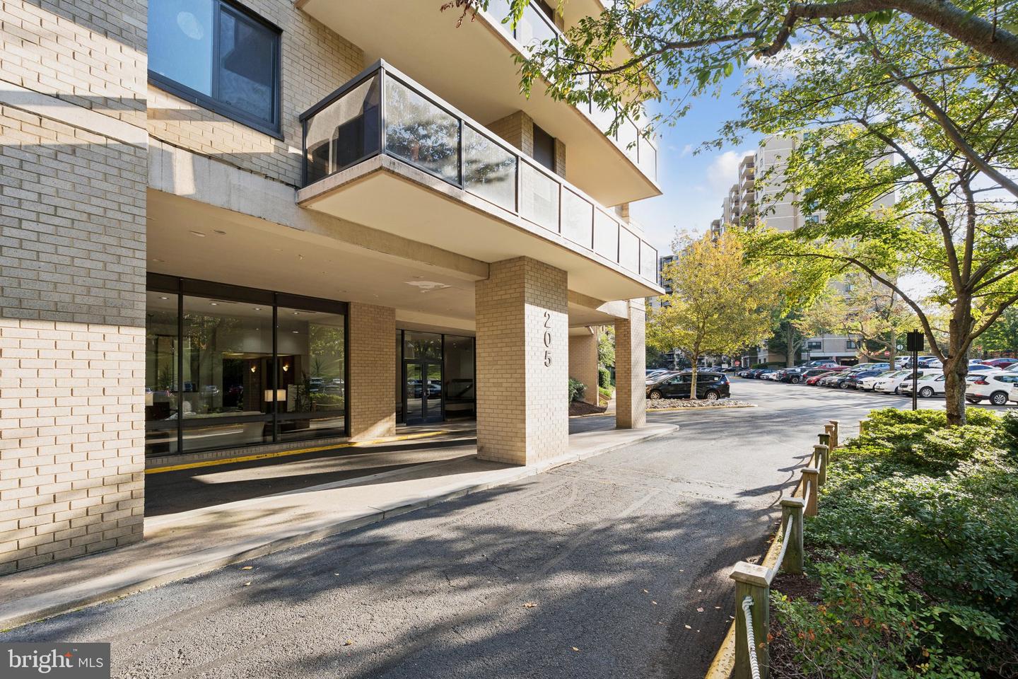 205 YOAKUM PKWY #823, ALEXANDRIA, Virginia 22304, 2 Bedrooms Bedrooms, ,2 BathroomsBathrooms,Residential,For sale,205 YOAKUM PKWY #823,VAAX2051096 MLS # VAAX2051096 205 YOAKUM PKWY #823, ALEXANDRIA, Virginia 22304, 2 Bedrooms Bedrooms, ,2 BathroomsBathrooms,Residential,For sale,205 YOAKUM PKWY #823,VAAX2051096 MLS # VAAX2051096