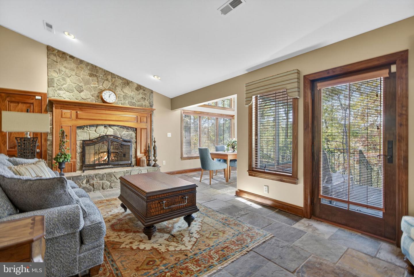 1631 BACK MOUNTAIN RD, WINCHESTER, Virginia 22603, 5 Bedrooms Bedrooms, ,2 BathroomsBathrooms,Residential,For sale,1631 BACK MOUNTAIN RD,VAFV2037610 MLS # VAFV2037610