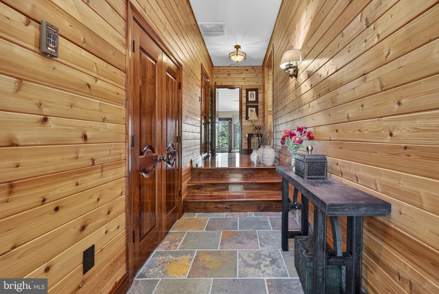 1631 BACK MOUNTAIN RD, WINCHESTER, Virginia 22603, 5 Bedrooms Bedrooms, ,2 BathroomsBathrooms,Residential,For sale,1631 BACK MOUNTAIN RD,VAFV2037610 MLS # VAFV2037610