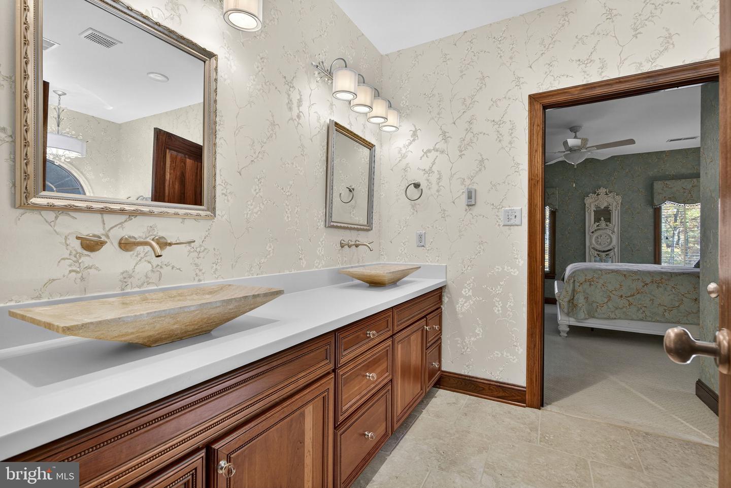 1631 BACK MOUNTAIN RD, WINCHESTER, Virginia 22603, 5 Bedrooms Bedrooms, ,2 BathroomsBathrooms,Residential,For sale,1631 BACK MOUNTAIN RD,VAFV2037610 MLS # VAFV2037610