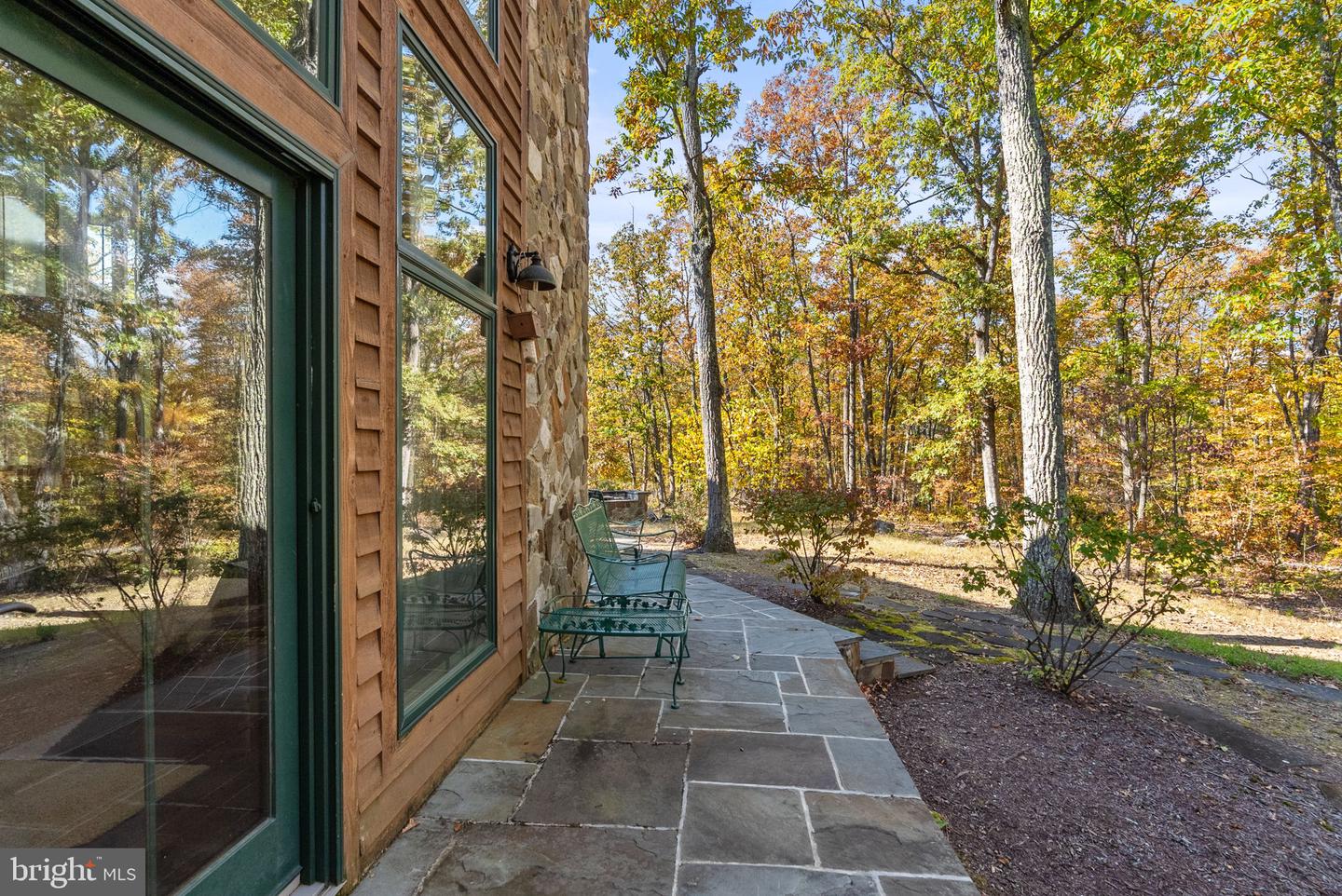 1631 BACK MOUNTAIN RD, WINCHESTER, Virginia 22603, 5 Bedrooms Bedrooms, ,2 BathroomsBathrooms,Residential,For sale,1631 BACK MOUNTAIN RD,VAFV2037610 MLS # VAFV2037610
